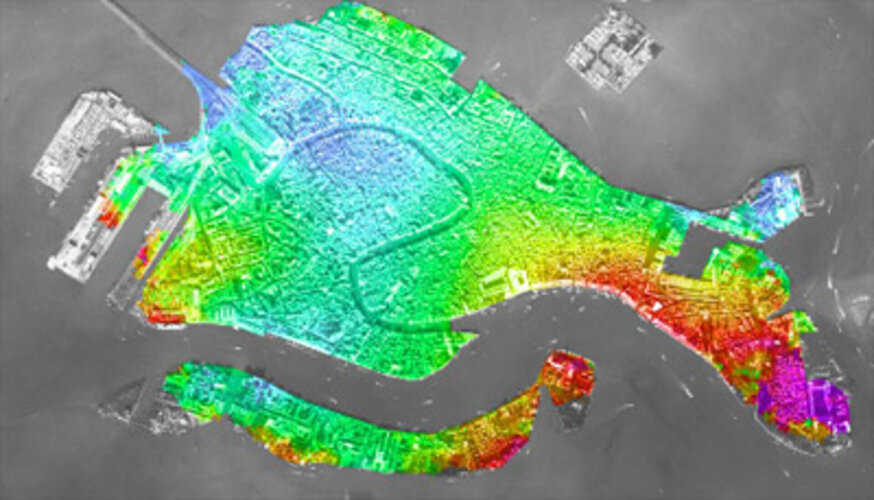 ERS-2 InSAR shows edges of Venice in motion