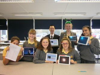 Students analysing Comet 46P